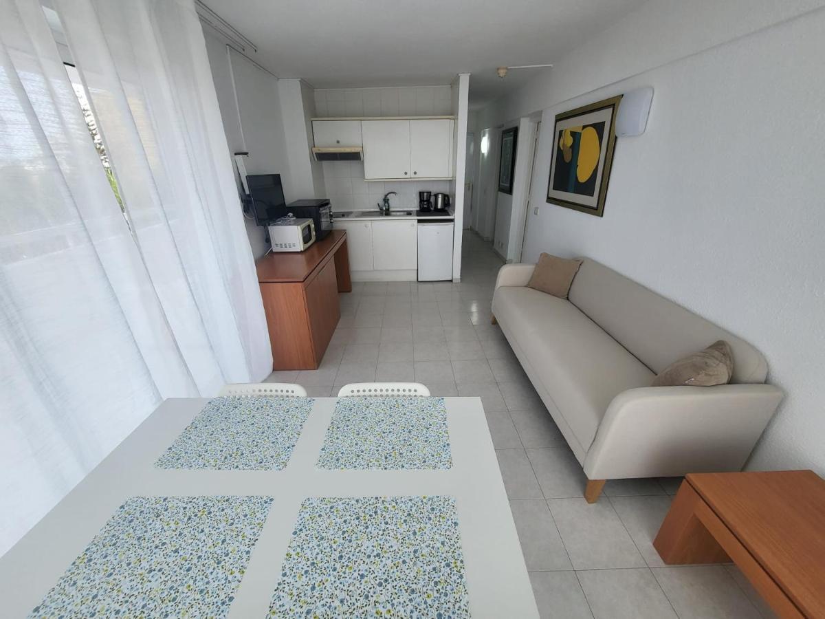 Cozy Apartment Near The Beach Playa de las Américas Eksteriør billede